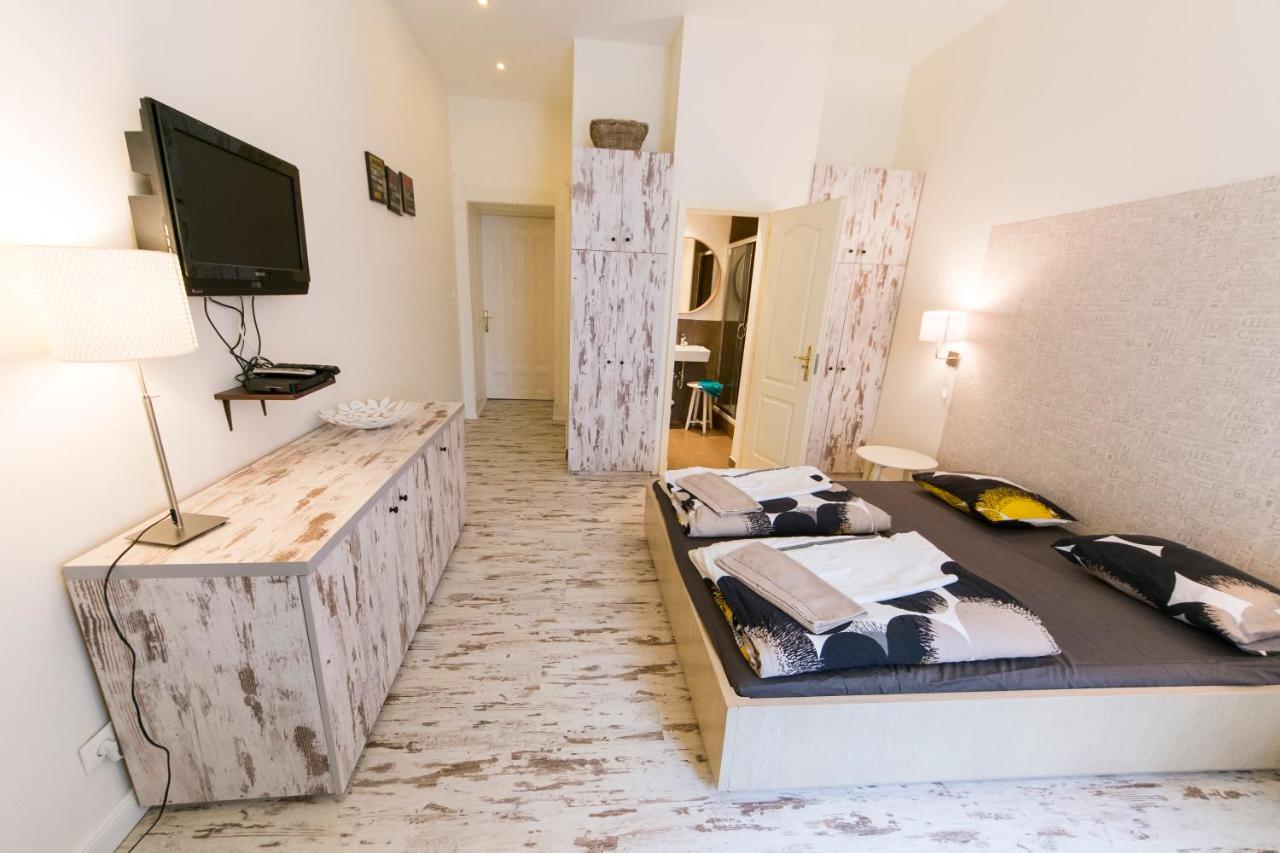 Central 5 Guest House Budapeste Exterior foto
